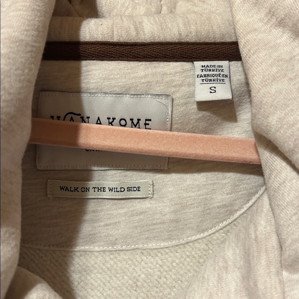 Wanakome zip up hoodie. - Picture 4 of 5
